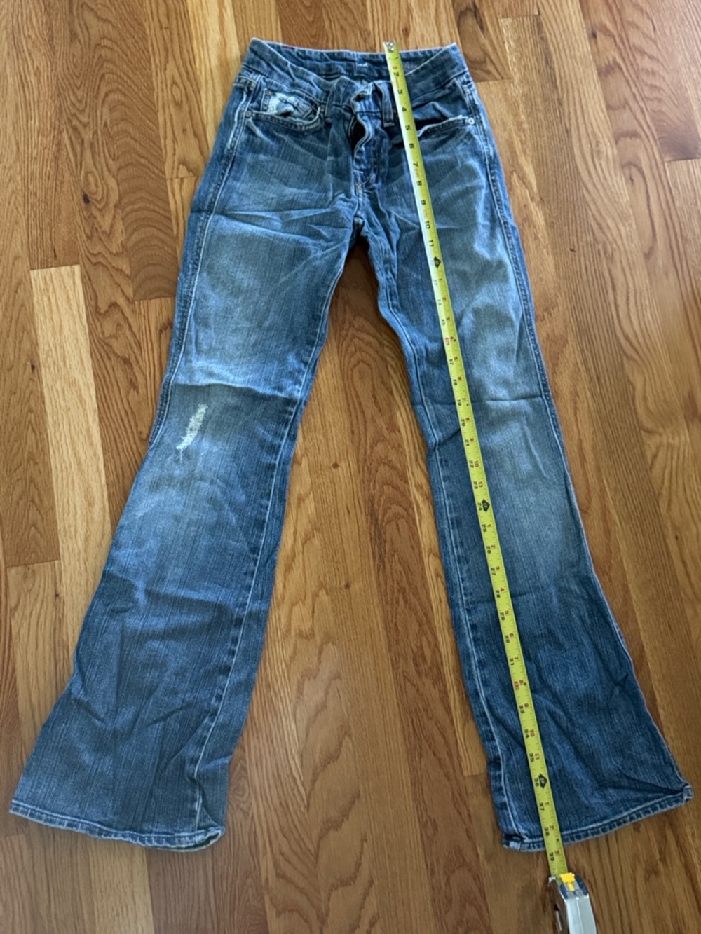 7 for all mankind low rise 24 A pocket light blue denim jeans